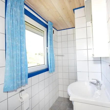 فندق Hus Almatra Bbh 18 4*